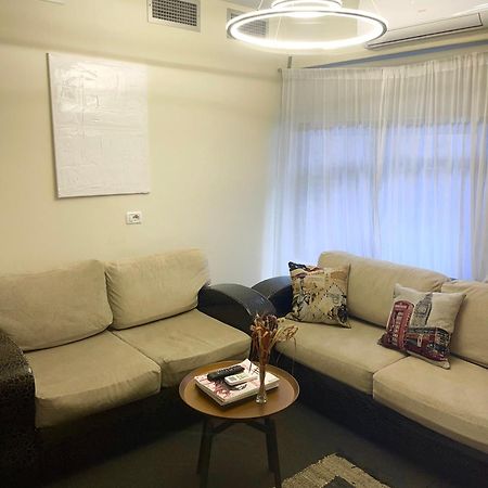 Citynest Apartments, 3-Minute Walk From The Skanderbeg Square Тирана Экстерьер фото