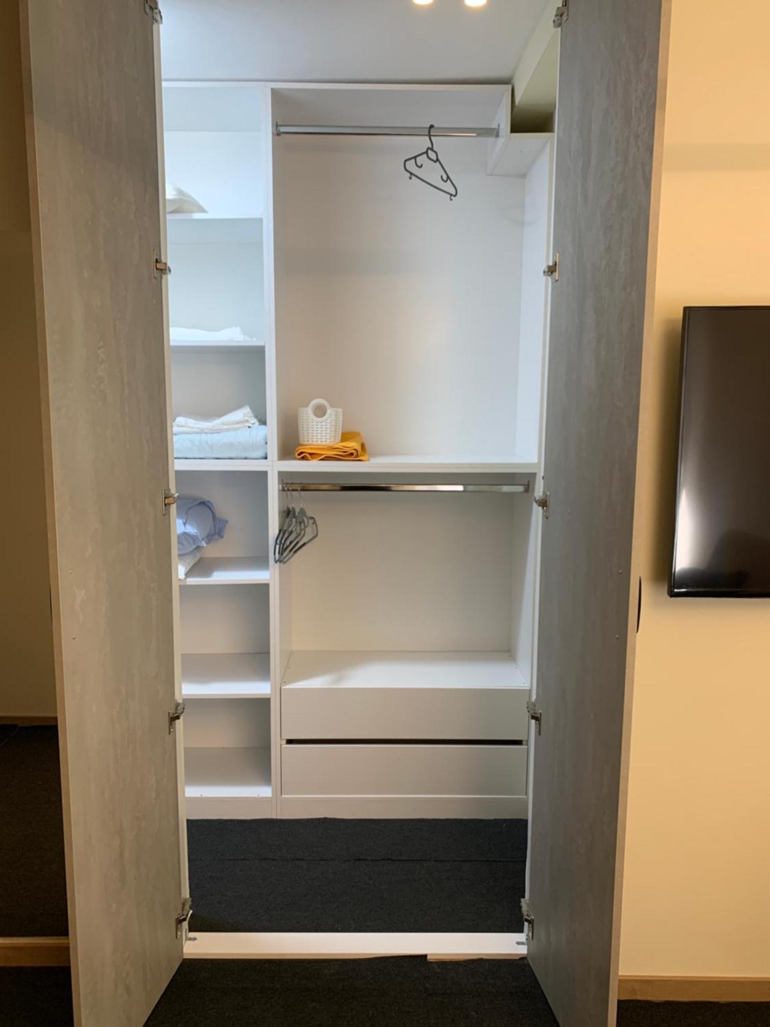 Citynest Apartments, 3-Minute Walk From The Skanderbeg Square Тирана Экстерьер фото