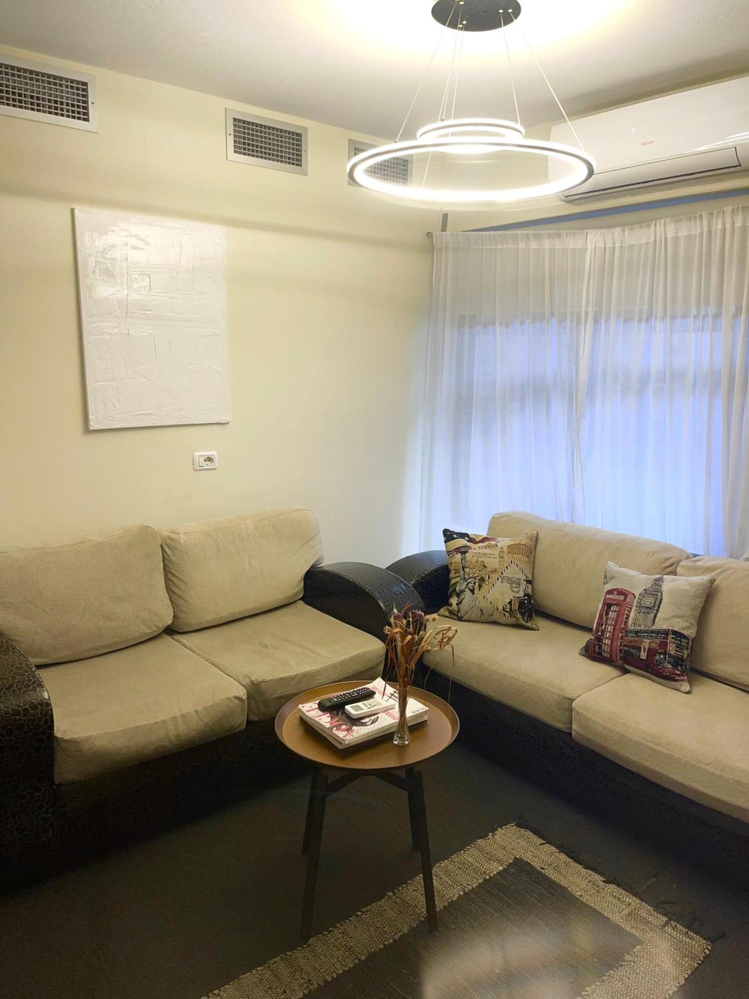 Citynest Apartments, 3-Minute Walk From The Skanderbeg Square Тирана Экстерьер фото